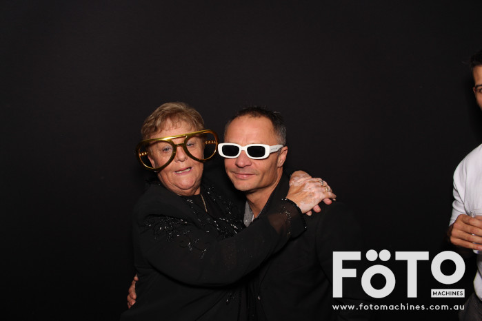 Ashleigh & Kaine's Engagement | View more photos from the event at gallery.fotomachines.com.au/u/FOTOMachines/Ashleigh-Kaines-Engagement