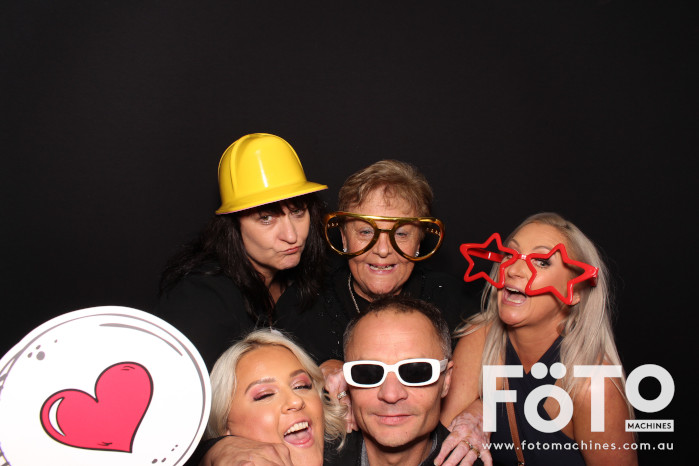 Ashleigh & Kaine's Engagement | View more photos from the event at gallery.fotomachines.com.au/u/FOTOMachines/Ashleigh-Kaines-Engagement