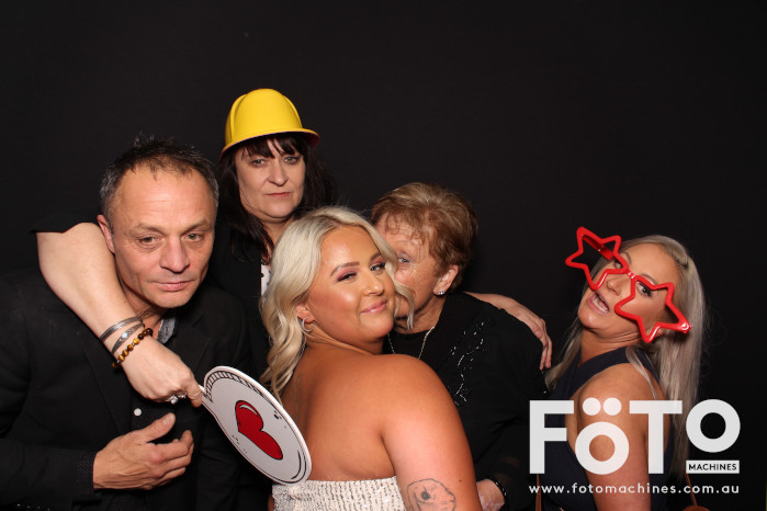 Ashleigh & Kaine's Engagement | View more photos from the event at gallery.fotomachines.com.au/u/FOTOMachines/Ashleigh-Kaines-Engagement