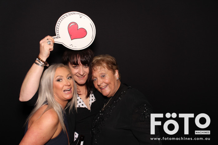 Ashleigh & Kaine's Engagement | View more photos from the event at gallery.fotomachines.com.au/u/FOTOMachines/Ashleigh-Kaines-Engagement