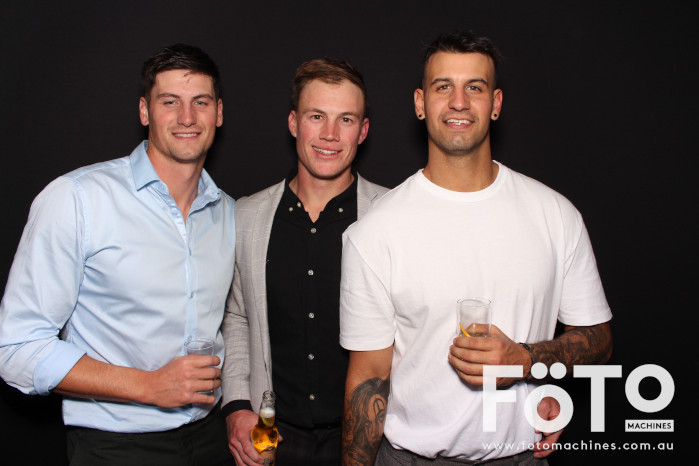 Ashleigh & Kaine's Engagement | View more photos from the event at gallery.fotomachines.com.au/u/FOTOMachines/Ashleigh-Kaines-Engagement