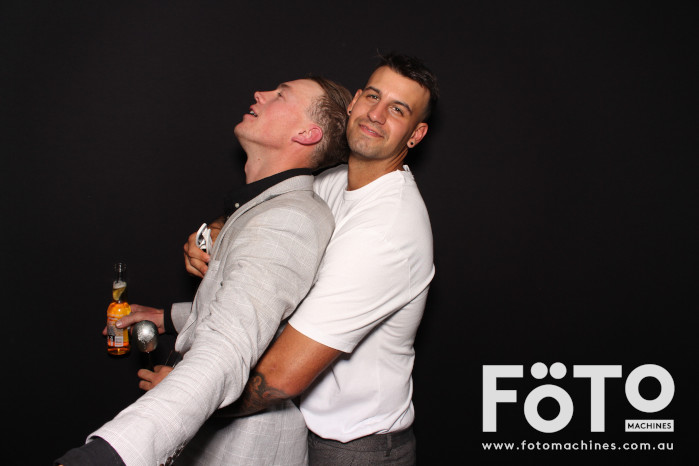 Ashleigh & Kaine's Engagement | View more photos from the event at gallery.fotomachines.com.au/u/FOTOMachines/Ashleigh-Kaines-Engagement