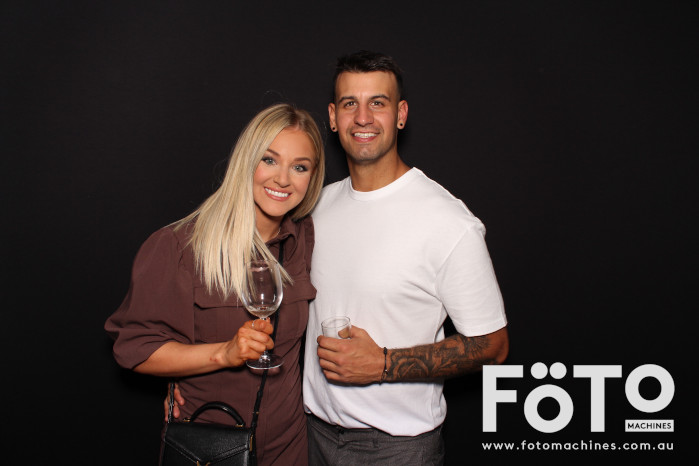 Ashleigh & Kaine's Engagement | View more photos from the event at gallery.fotomachines.com.au/u/FOTOMachines/Ashleigh-Kaines-Engagement