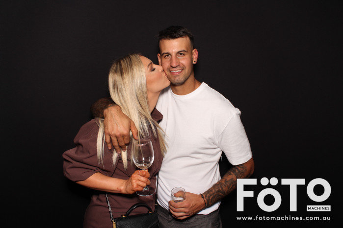 Ashleigh & Kaine's Engagement | View more photos from the event at gallery.fotomachines.com.au/u/FOTOMachines/Ashleigh-Kaines-Engagement