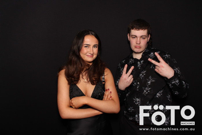 Ashleigh & Kaine's Engagement | View more photos from the event at gallery.fotomachines.com.au/u/FOTOMachines/Ashleigh-Kaines-Engagement