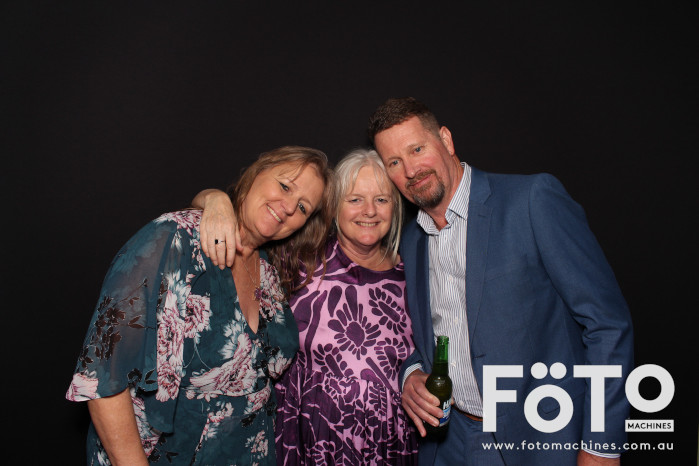 Ashleigh & Kaine's Engagement | View more photos from the event at gallery.fotomachines.com.au/u/FOTOMachines/Ashleigh-Kaines-Engagement