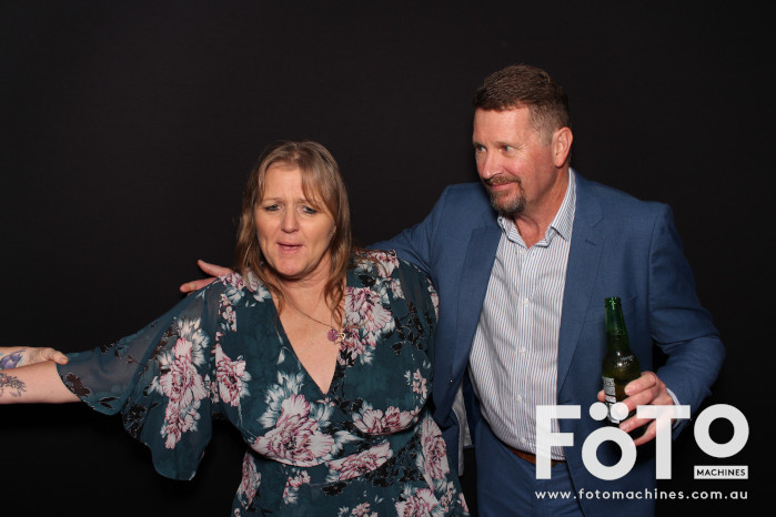 Ashleigh & Kaine's Engagement | View more photos from the event at gallery.fotomachines.com.au/u/FOTOMachines/Ashleigh-Kaines-Engagement