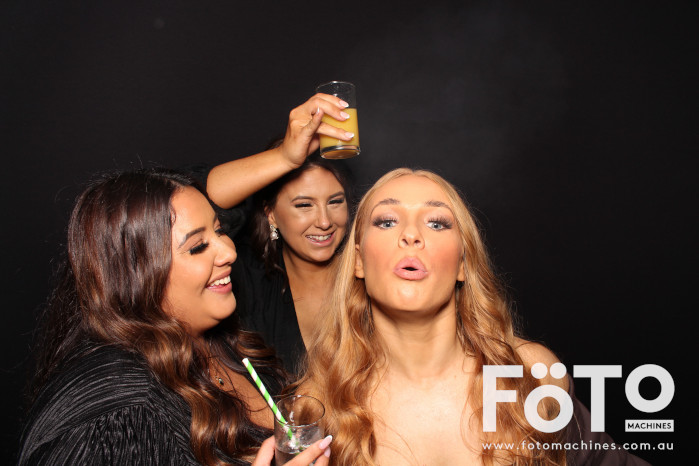 Ashleigh & Kaine's Engagement | View more photos from the event at gallery.fotomachines.com.au/u/FOTOMachines/Ashleigh-Kaines-Engagement