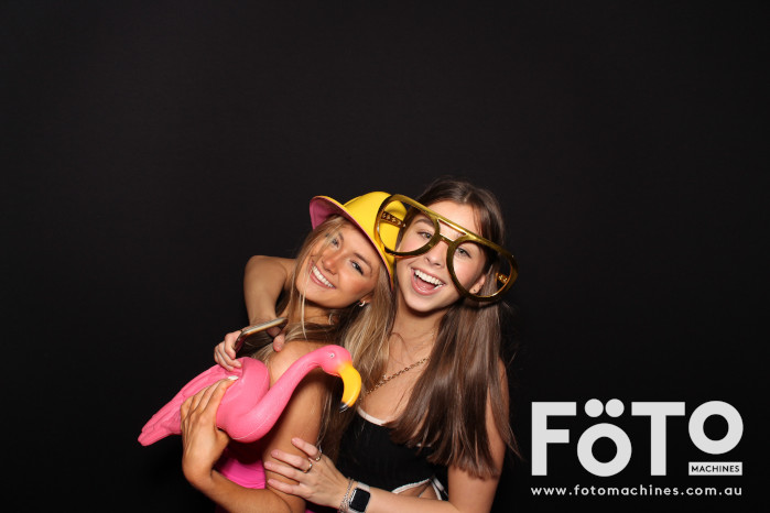 Ashleigh & Kaine's Engagement | View more photos from the event at gallery.fotomachines.com.au/u/FOTOMachines/Ashleigh-Kaines-Engagement