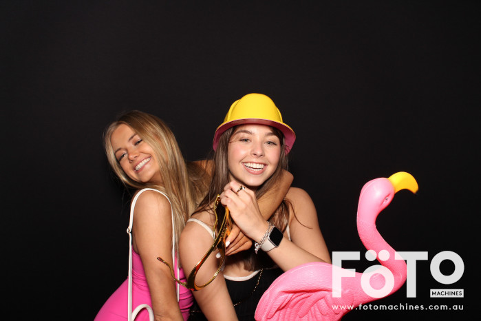 Ashleigh & Kaine's Engagement | View more photos from the event at gallery.fotomachines.com.au/u/FOTOMachines/Ashleigh-Kaines-Engagement