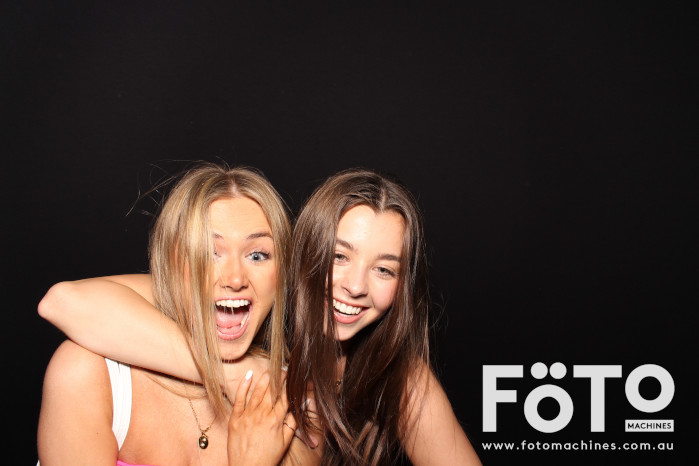 Ashleigh & Kaine's Engagement | View more photos from the event at gallery.fotomachines.com.au/u/FOTOMachines/Ashleigh-Kaines-Engagement