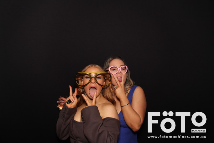 Ashleigh & Kaine's Engagement | View more photos from the event at gallery.fotomachines.com.au/u/FOTOMachines/Ashleigh-Kaines-Engagement