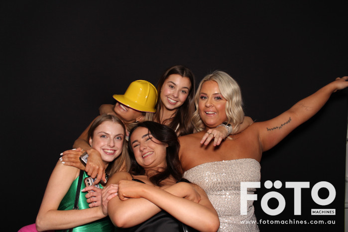 Ashleigh & Kaine's Engagement | View more photos from the event at gallery.fotomachines.com.au/u/FOTOMachines/Ashleigh-Kaines-Engagement