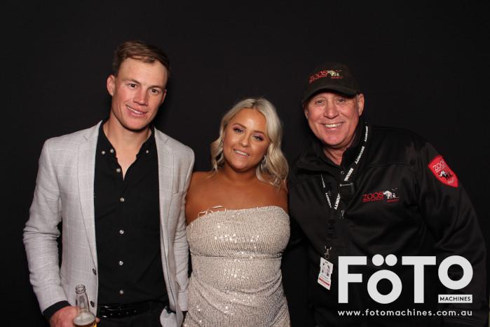 Ashleigh & Kaine's Engagement | View more photos from the event at gallery.fotomachines.com.au/u/FOTOMachines/Ashleigh-Kaines-Engagement