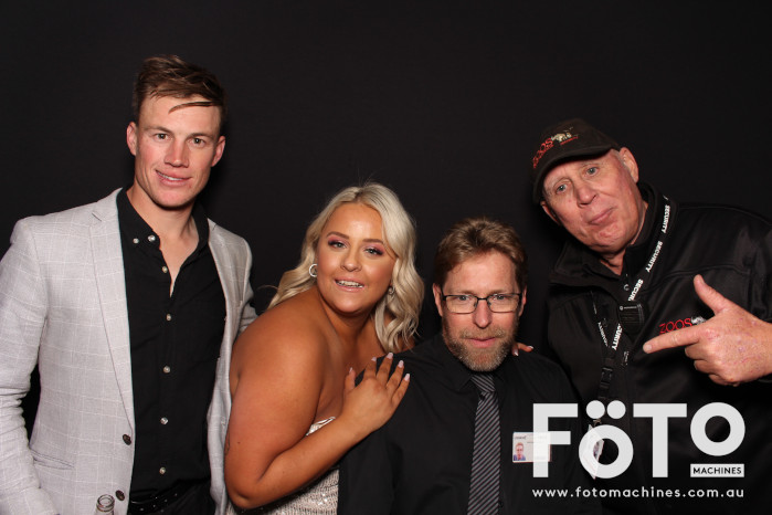 Ashleigh & Kaine's Engagement | View more photos from the event at gallery.fotomachines.com.au/u/FOTOMachines/Ashleigh-Kaines-Engagement