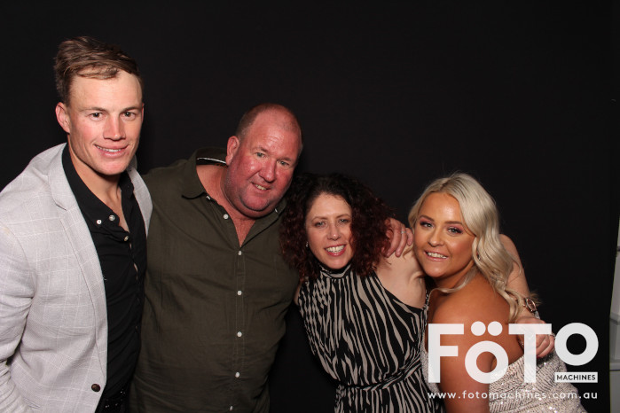 Ashleigh & Kaine's Engagement | View more photos from the event at gallery.fotomachines.com.au/u/FOTOMachines/Ashleigh-Kaines-Engagement