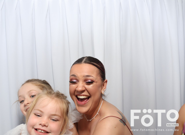 Becca & Brandon's Wedding | View more photos from the event at gallery.fotomachines.com.au/u/FOTOMachines/Becca-Brandons-Wedding