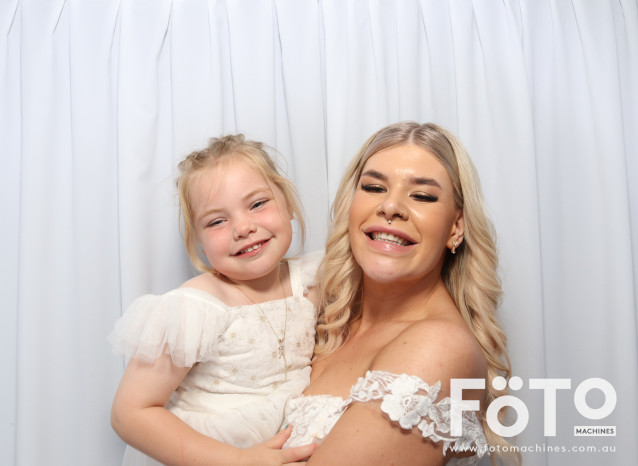 Becca & Brandon's Wedding | View more photos from the event at gallery.fotomachines.com.au/u/FOTOMachines/Becca-Brandons-Wedding