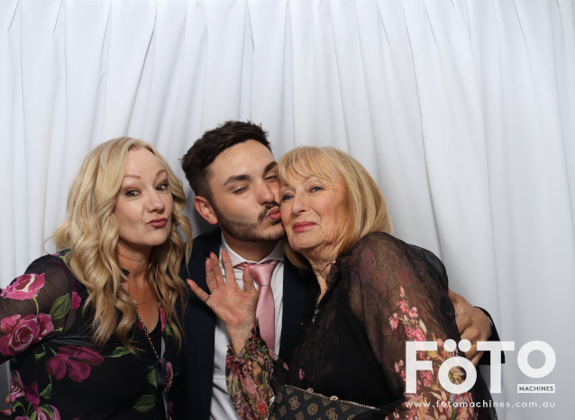 Becca & Brandon's Wedding | View more photos from the event at gallery.fotomachines.com.au/u/FOTOMachines/Becca-Brandons-Wedding