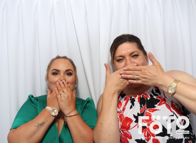 Becca & Brandon's Wedding | View more photos from the event at gallery.fotomachines.com.au/u/FOTOMachines/Becca-Brandons-Wedding