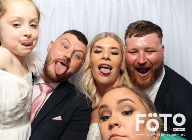 Becca & Brandon's Wedding | View more photos from the event at gallery.fotomachines.com.au/u/FOTOMachines/Becca-Brandons-Wedding