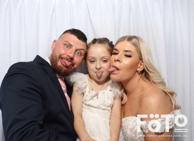 Becca & Brandon's Wedding | View more photos from the event at gallery.fotomachines.com.au/u/FOTOMachines/Becca-Brandons-Wedding