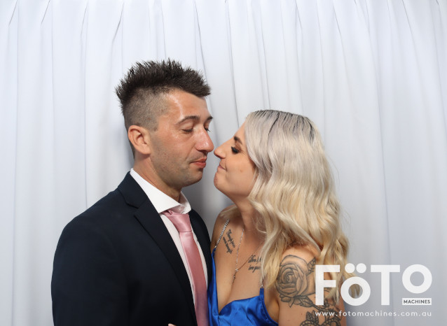 Becca & Brandon's Wedding | View more photos from the event at gallery.fotomachines.com.au/u/FOTOMachines/Becca-Brandons-Wedding