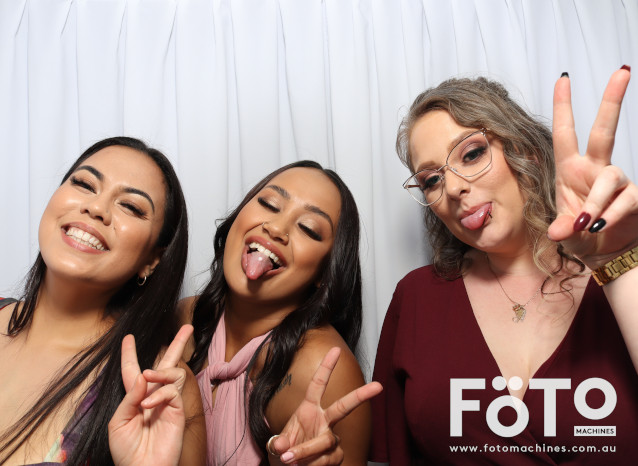 Becca & Brandon's Wedding | View more photos from the event at gallery.fotomachines.com.au/u/FOTOMachines/Becca-Brandons-Wedding