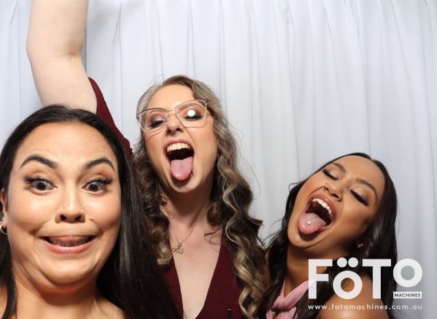 Becca & Brandon's Wedding | View more photos from the event at gallery.fotomachines.com.au/u/FOTOMachines/Becca-Brandons-Wedding