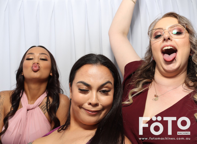 Becca & Brandon's Wedding | View more photos from the event at gallery.fotomachines.com.au/u/FOTOMachines/Becca-Brandons-Wedding