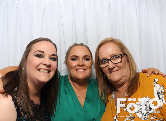 Becca & Brandon's Wedding | View more photos from the event at gallery.fotomachines.com.au/u/FOTOMachines/Becca-Brandons-Wedding