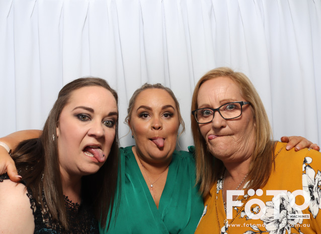 Becca & Brandon's Wedding | View more photos from the event at gallery.fotomachines.com.au/u/FOTOMachines/Becca-Brandons-Wedding