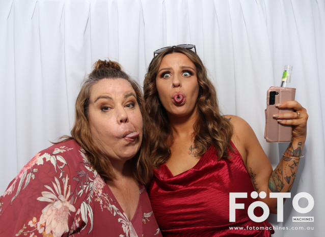 Becca & Brandon's Wedding | View more photos from the event at gallery.fotomachines.com.au/u/FOTOMachines/Becca-Brandons-Wedding