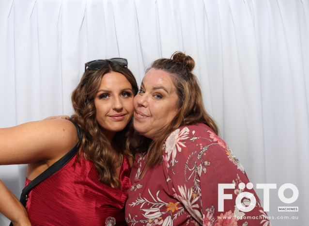 Becca & Brandon's Wedding | View more photos from the event at gallery.fotomachines.com.au/u/FOTOMachines/Becca-Brandons-Wedding