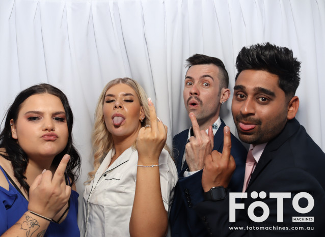 Becca & Brandon's Wedding | View more photos from the event at gallery.fotomachines.com.au/u/FOTOMachines/Becca-Brandons-Wedding