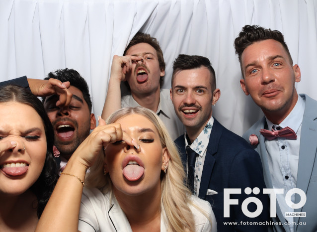 Becca & Brandon's Wedding | View more photos from the event at gallery.fotomachines.com.au/u/FOTOMachines/Becca-Brandons-Wedding