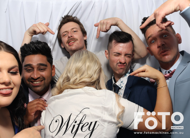 Becca & Brandon's Wedding | View more photos from the event at gallery.fotomachines.com.au/u/FOTOMachines/Becca-Brandons-Wedding