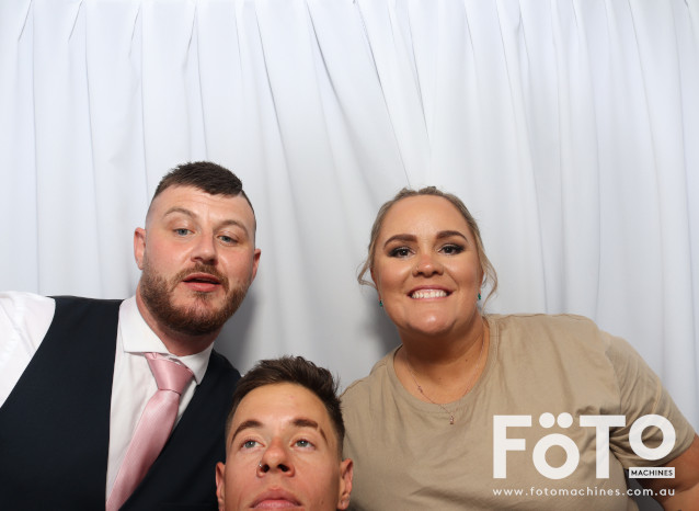 Becca & Brandon's Wedding | View more photos from the event at gallery.fotomachines.com.au/u/FOTOMachines/Becca-Brandons-Wedding