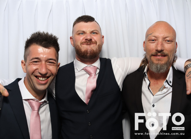 Becca & Brandon's Wedding | View more photos from the event at gallery.fotomachines.com.au/u/FOTOMachines/Becca-Brandons-Wedding