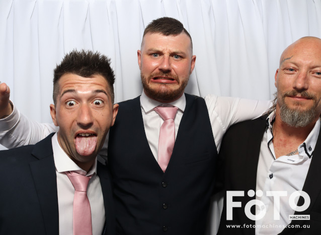 Becca & Brandon's Wedding | View more photos from the event at gallery.fotomachines.com.au/u/FOTOMachines/Becca-Brandons-Wedding