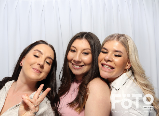 Becca & Brandon's Wedding | View more photos from the event at gallery.fotomachines.com.au/u/FOTOMachines/Becca-Brandons-Wedding