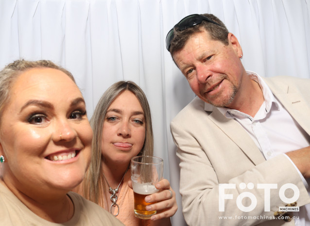 Becca & Brandon's Wedding | View more photos from the event at gallery.fotomachines.com.au/u/FOTOMachines/Becca-Brandons-Wedding