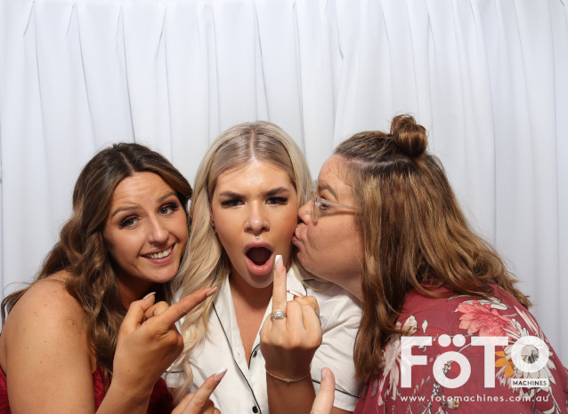 Becca & Brandon's Wedding | View more photos from the event at gallery.fotomachines.com.au/u/FOTOMachines/Becca-Brandons-Wedding