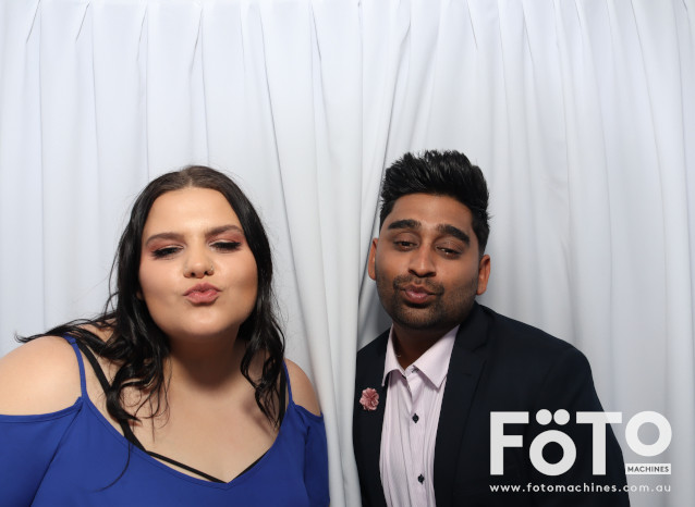 Becca & Brandon's Wedding | View more photos from the event at gallery.fotomachines.com.au/u/FOTOMachines/Becca-Brandons-Wedding