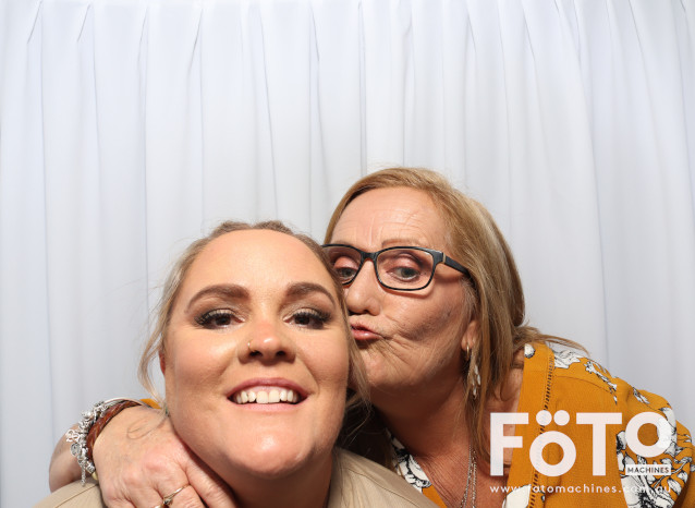 Becca & Brandon's Wedding | View more photos from the event at gallery.fotomachines.com.au/u/FOTOMachines/Becca-Brandons-Wedding