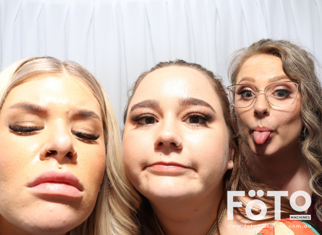 Becca & Brandon's Wedding | View more photos from the event at gallery.fotomachines.com.au/u/FOTOMachines/Becca-Brandons-Wedding