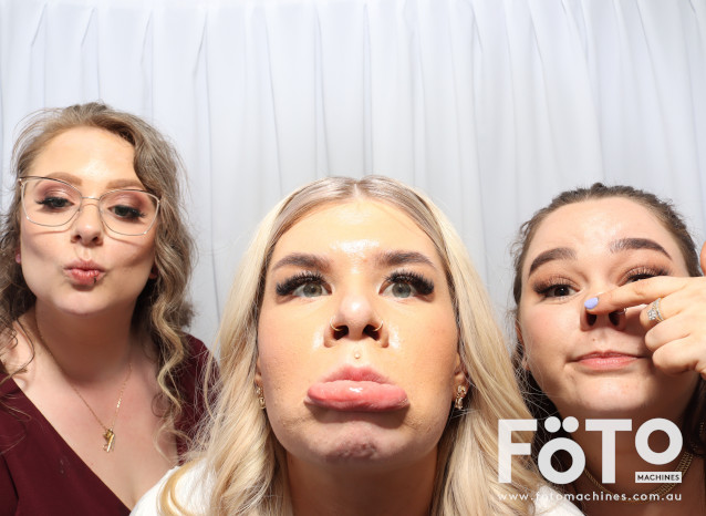 Becca & Brandon's Wedding | View more photos from the event at gallery.fotomachines.com.au/u/FOTOMachines/Becca-Brandons-Wedding