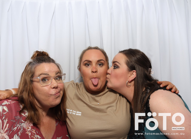 Becca & Brandon's Wedding | View more photos from the event at gallery.fotomachines.com.au/u/FOTOMachines/Becca-Brandons-Wedding