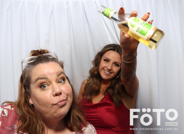 Becca & Brandon's Wedding | View more photos from the event at gallery.fotomachines.com.au/u/FOTOMachines/Becca-Brandons-Wedding