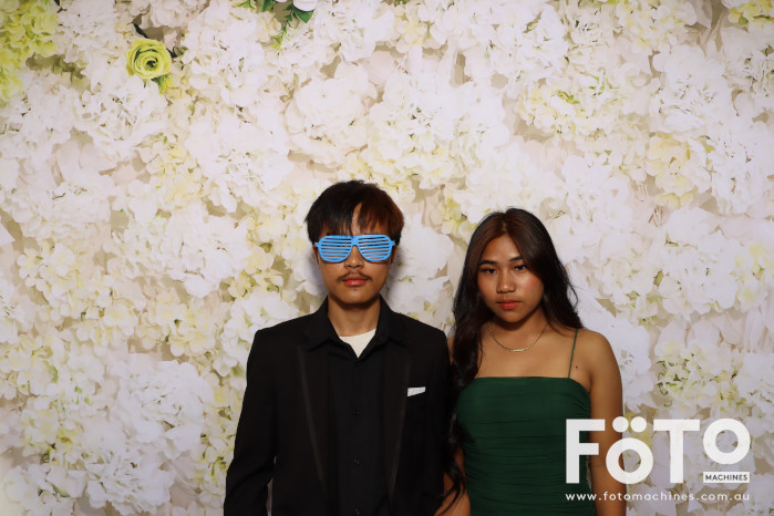 Pa Siang & Angun's Wedding | View more photos from the event at gallery.fotomachines.com.au/u/FOTOMachines/Pa-Siang-Anguns-Wedding